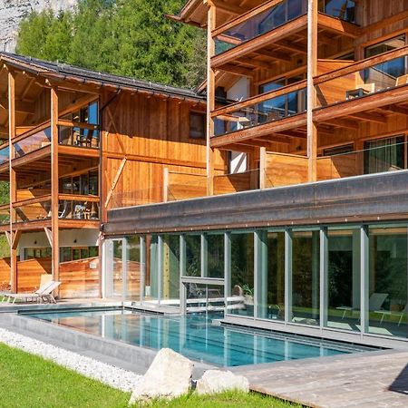 Dolomiti Lodge Alvera กอร์ตินาดัมเปซโซ ภายนอก รูปภาพ