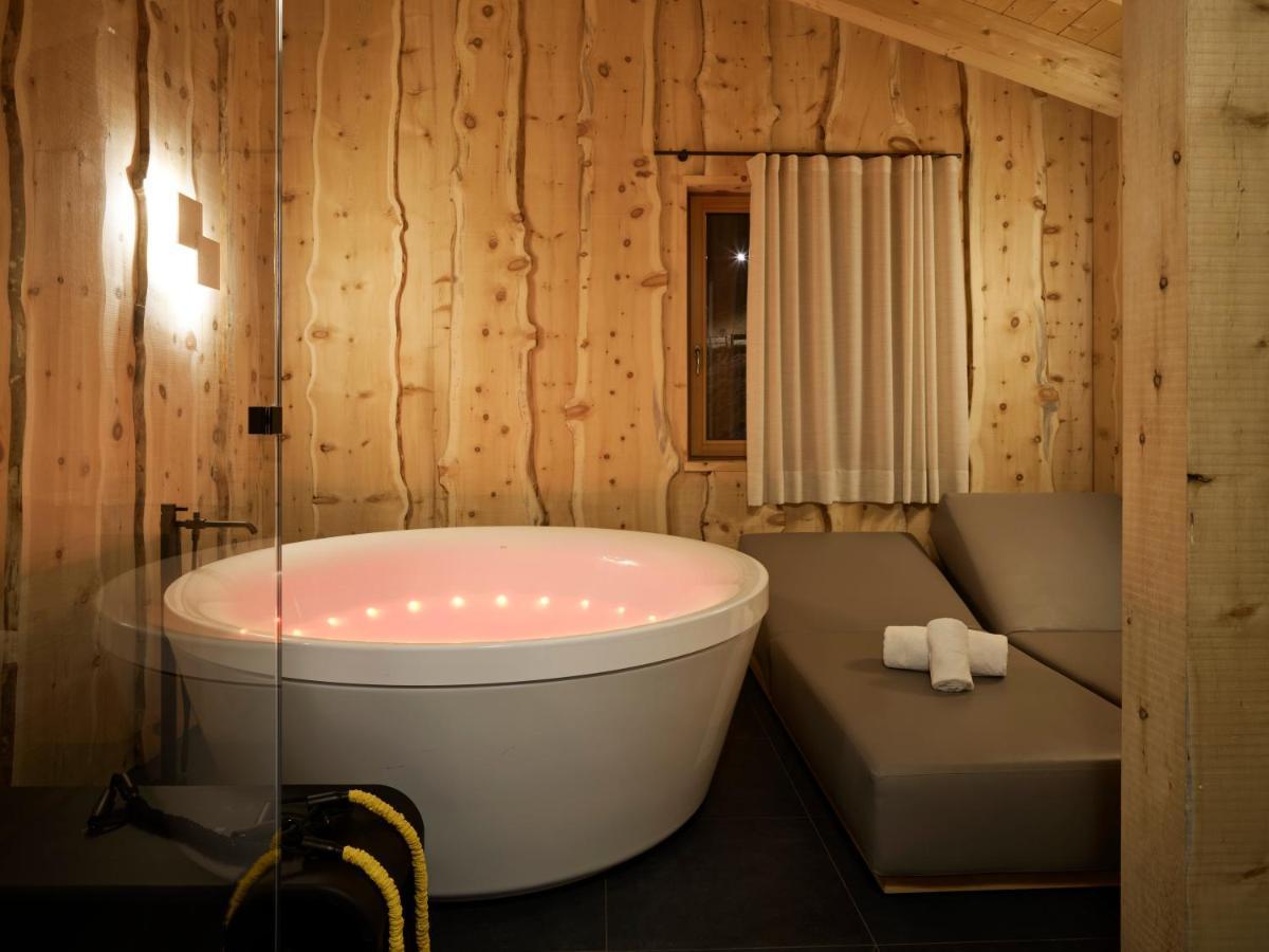 Dolomiti Lodge Alvera กอร์ตินาดัมเปซโซ ภายนอก รูปภาพ