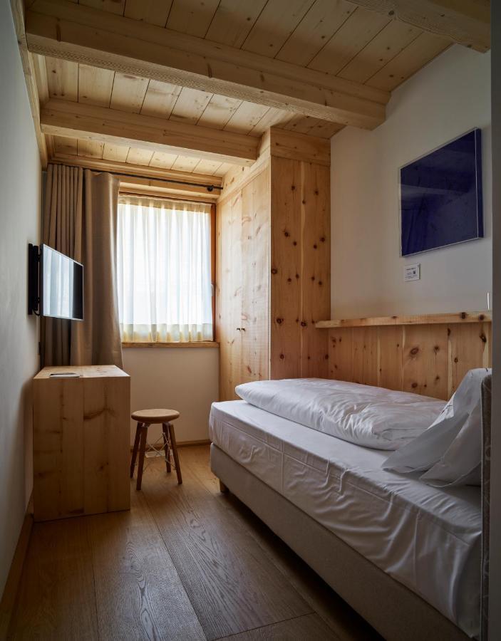 Dolomiti Lodge Alvera กอร์ตินาดัมเปซโซ ภายนอก รูปภาพ