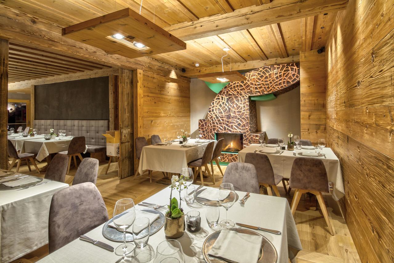 Dolomiti Lodge Alvera กอร์ตินาดัมเปซโซ ภายนอก รูปภาพ
