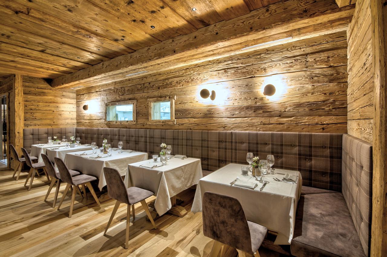 Dolomiti Lodge Alvera กอร์ตินาดัมเปซโซ ภายนอก รูปภาพ