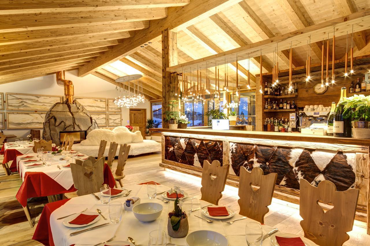Dolomiti Lodge Alvera กอร์ตินาดัมเปซโซ ภายนอก รูปภาพ