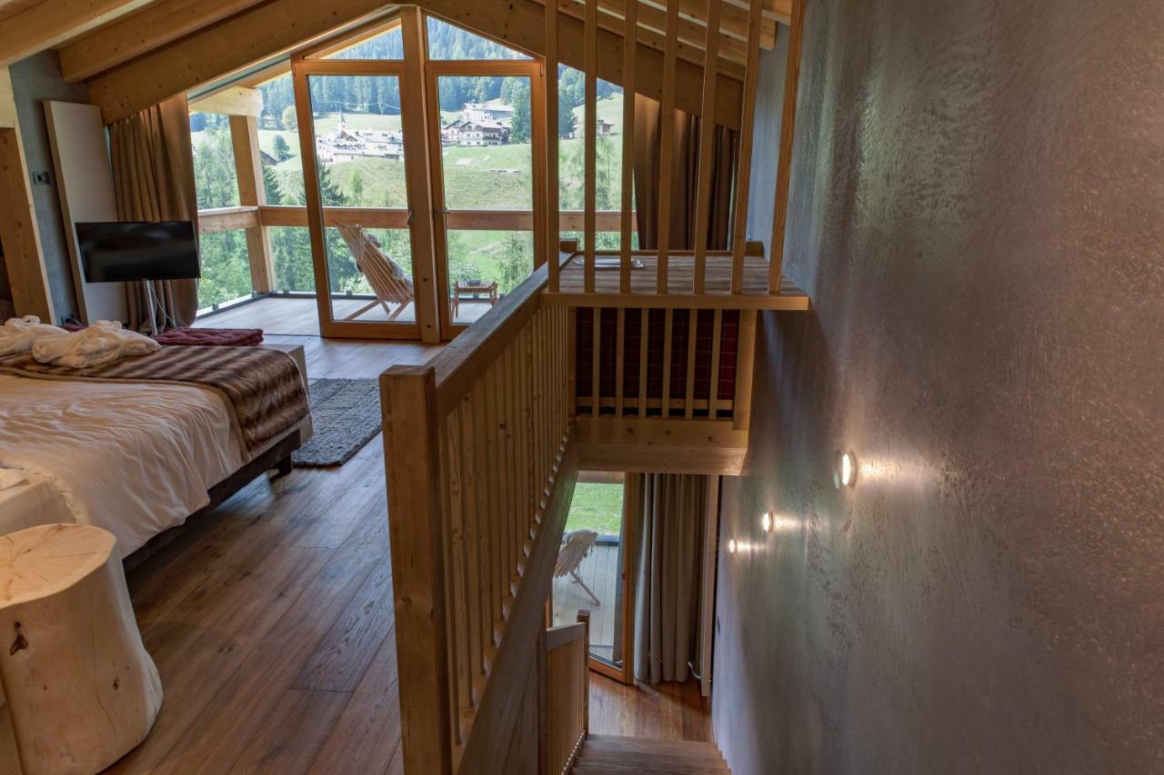 Dolomiti Lodge Alvera กอร์ตินาดัมเปซโซ ภายนอก รูปภาพ